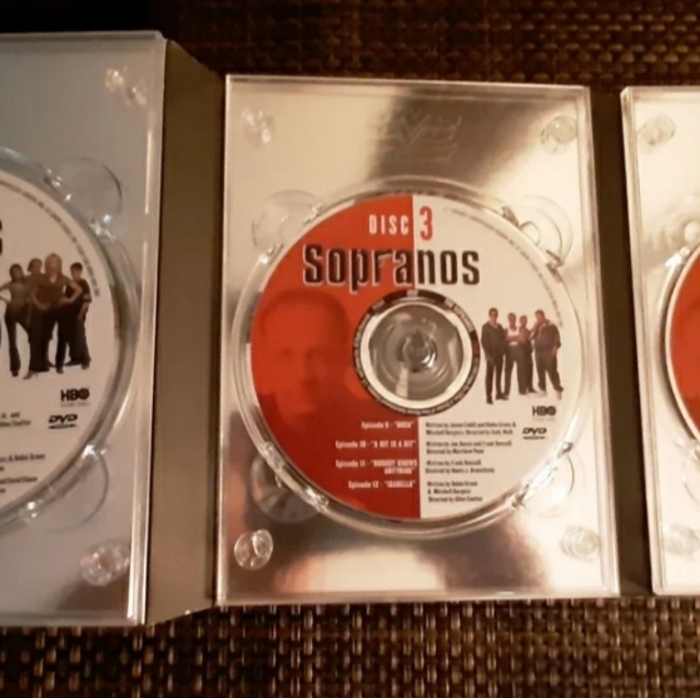 SOPRANOS - THE COMPLETE FIRST Season DVD - Picture 6 of 6